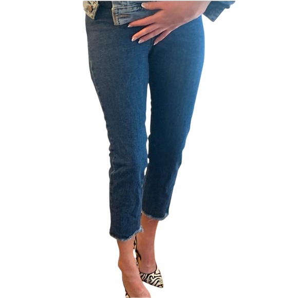 Levi’s * Wedgie Straight * Leg Medium Wash Ankle Crop Denim Jeans Sz 26 - Picture 4 of 16